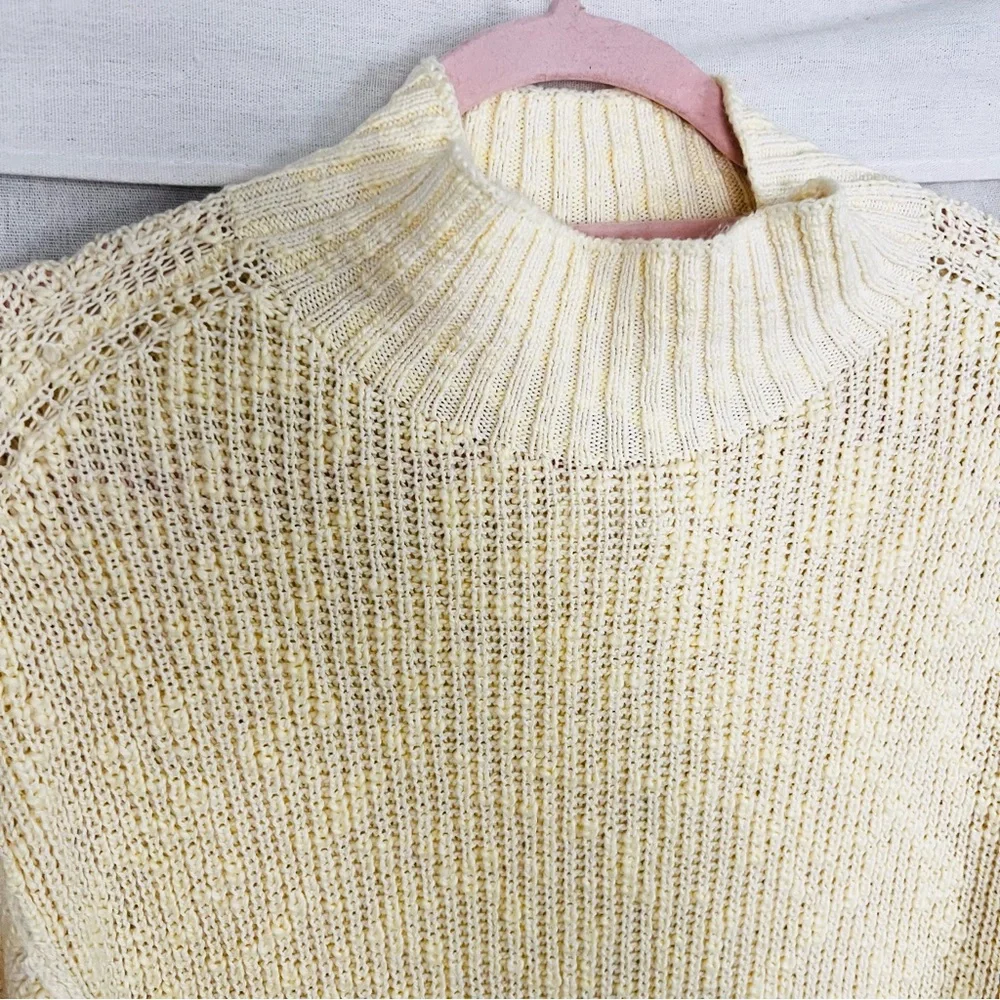 Aerie Hits The Spot Mock Neck Yellow Sweater - Picture 5 of 9